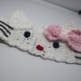 Fascia fermacapelli bimba , crochet bianca con micetto.