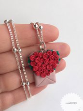 Collana cuore di rose rosse