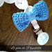 Catenella portaciuccio crochet con fiocco azzurro e clips di legno, idea regalo.