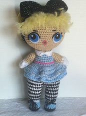 Bambola "Alice", uncinetto amigurumi