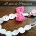 Catenella portaciuccio crochet con fiocco rosa e clips in legno, idea regalo.