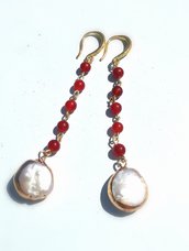 orecchini con agata rossa e perla coltivata