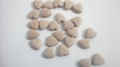 Materiale per catenelle portaciuccio, set di 25 cuori in legno naturale Materiale per catenelle portaciuccio, set di 25 cuori in legno naturale