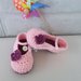 Scarpine a ballerina per neonata, rosa con fiore e suola prugna, realizzate in lana 100% italiana