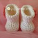 Scarpine a stivaletti per neonate, realizzate con uncinetto e lana italiana