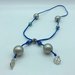 Collana lunga con fettuccia blu e perle, regolabile, fatta a mano