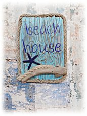 "beach house" quadro con tavola di mare e cima