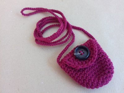 Collana all'uncinetto per custodire un portafortuna Collana all'uncinetto per custodire un portafortuna