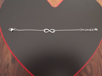 Bracciale simbolo infinito Bracciale simbolo infinito