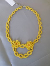Collana "Crochet" gialla
