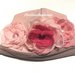 Cappello reversibile in cotone neonata o bambina con applicato un fiore