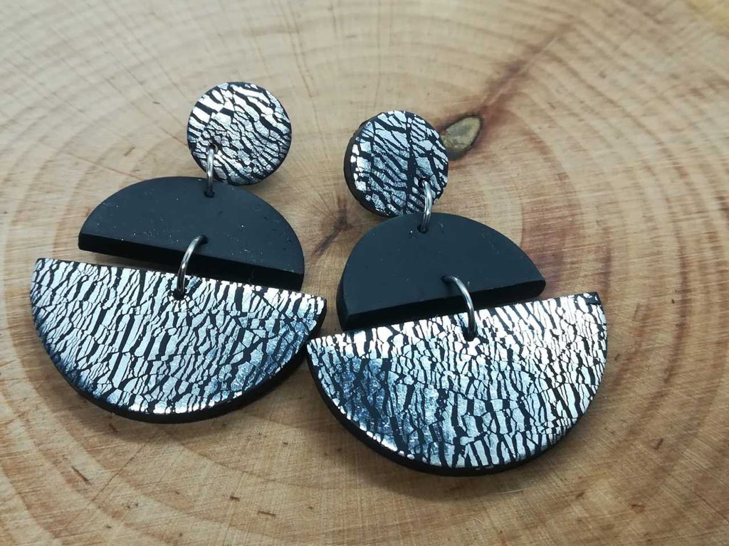 orecchini da donna in pasta polimerica, nero e argento