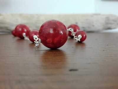 COLLANA CORTA IN MADREPORA DI CORALLO ROSSO COLLANA CORTA IN MADREPORA DI CORALLO ROSSO