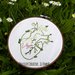 Ricamo in telaio - embroidery - Cuore anatomico con scritta Vegan - rinascita, fiori - kawaii idea regalo vegano