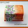 scatolina portagioie in legno dipinta a mano arancione - fiori di primavera