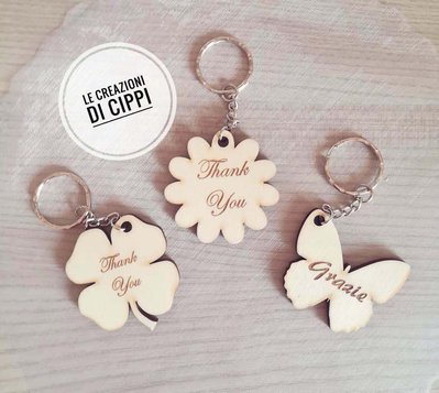 Bomboniere matrimonio. Portachiavi personalizzati. Segnaposto matrimonio. Segnaposto legno. Bomboniere matrimonio. Portachiavi personalizzati. Segnaposto matrimonio. Segnaposto legno.