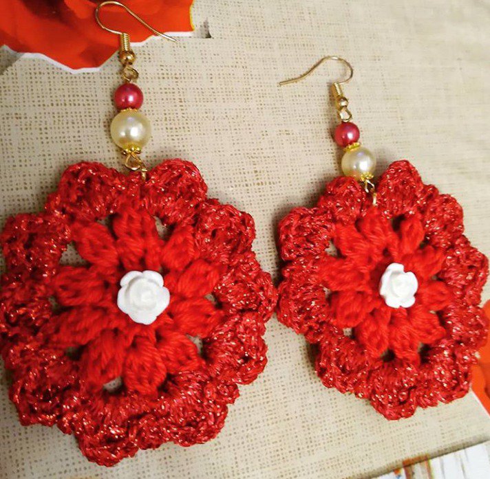 DAYLINLOVE Orecchini A Cuffia Cardinale Rosso In Argento 925 - Gioiello Ipoallergenico Con Fiore, Regalo Per Donna