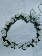 Coroncina roselline bianche