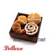 Miniatura dollhouse - panettiere - pane - girella cioccolato e zucchero - sfilatino, pagnotta, cornetto, croissant - handmade kawaii idea regalo 1:12