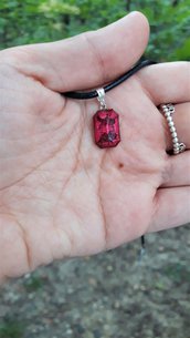 Red stone | Collana in resina | Chrysalism