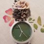 Orologio con cinturino elastico regolabile e fiori