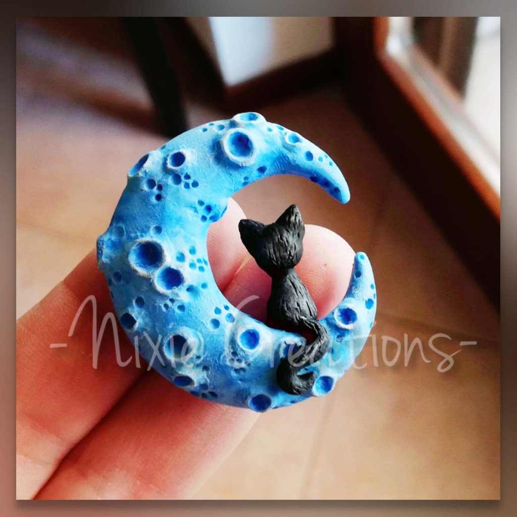 YFN Collana Gatto Nero Con Pietra Di Luna - Argento Sterling 925 - Gioiello Irlandese Per Amanti Dei Gatti - Regalo Con Confezione