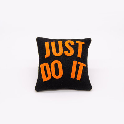 Mini cuscino just do it, 9 x 9 cm Mini cuscino just do it, 9 x 9 cm