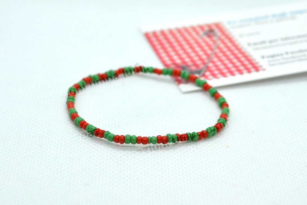 Philip Jones Bracelet élastique en perles avec cœur infini : Philip Jones