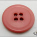 5 grandi bottoni mm.27, in poliestere lucido,  colore rosa, attaccatura a 4 fori 