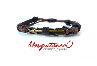 Bracciale da uomo o donna con freccia nativi americani in metallo su pelle e cordino di cotone, ottima idea regalo, protezione e forza Bracciale da uomo o donna con freccia nativi americani in metallo su pelle e cordino di cotone, ottima idea regalo, protezione e forza