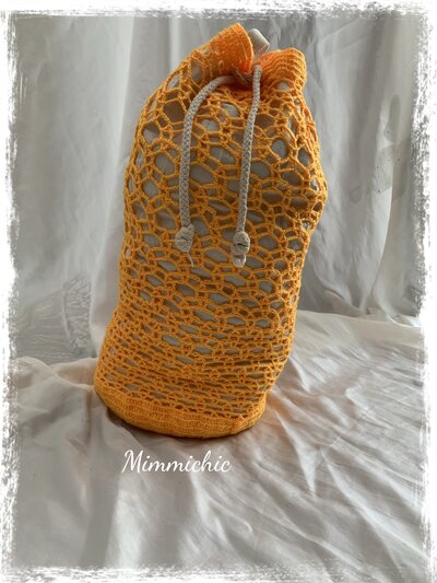 Borsa - sacca da mare gialla all'uncinetto foderata Borsa - sacca da mare gialla all'uncinetto foderata