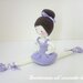 Bambola ballerina amigurumi con arti movibili per eventi.