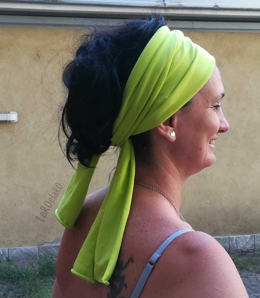 FASCIA PER CAPELLI IN MAGLINA COLORATA – Cuore d'oriente