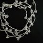 Collana rosario e cristalli bianchi