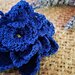 Spilla per abiti Fiorefermaglio in cotone (colore blu)