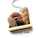 Collana cassetta-  vassoio di legno con pane - sfilatino, pagnotta, pane ai cereali ecc - miniature kawaii - handmade 