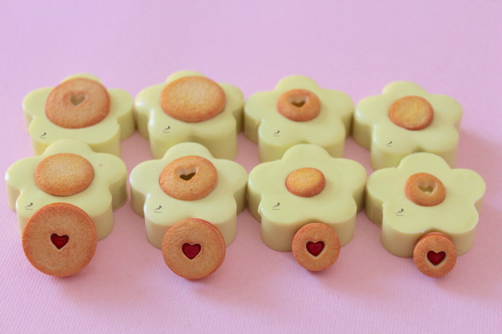 5 Stampini Per Biscotti A Forma Di Nuvola In Plastica Alimentare Per Decorazioni Torte E Fondente