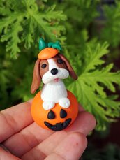 Decorazione per Halloween cane cavalier king charles nella zucca, miniatura cane regalo per amante dei cani, regalo halloween cane