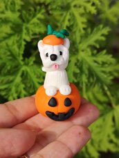 Decorazione per Halloween cane west highland terrier nella zucca, miniatura cane regalo per amante dei cani, regalo halloween cane