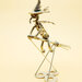 strega sulla scopa befana Halloween Metal sculpture regalo hallowen regalo epifania strega riciclo metalli befana che vola metal art
