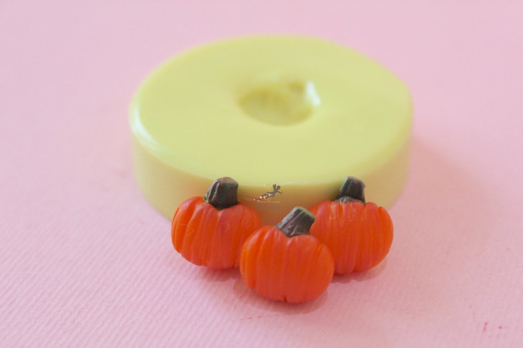Stampi per Halloween Stampo per torta in silicone antiaderente Stampi per zucca Teschio Fantasma Forma di pipistrello per caramelle al cioccolato Biscotti Cupcake Fondente
