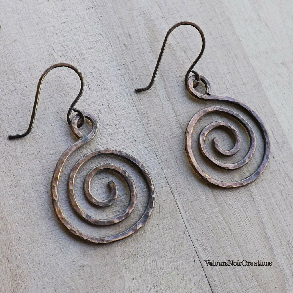 Orecchini A Spirale In Argento Puro 999 Fattti A Mano | Gioielli Tribali Boho Donna | Design Martellato Hill Tribe