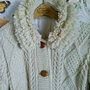 CAPPOTTO MAGLIA LAVORATO E CUCITO A MANO - VINTAGE ANNI 70 - BIANCO/PANNA - TRAPUNTATO