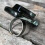 Anello black in vetro artistico e metallo pezzo unico handmade