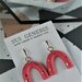 orecchini pendenti geometrici in fimo rosa blush con scaglie oro _034