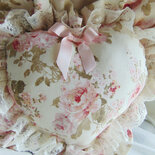 Cuscino decorativo a forma di farfalla, 40 x 45 cm, con