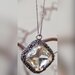 Collana con grande pendente in stile vintage