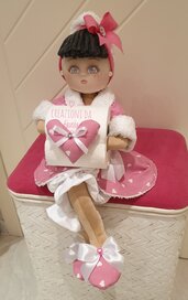 Bambola portarotolo rosa