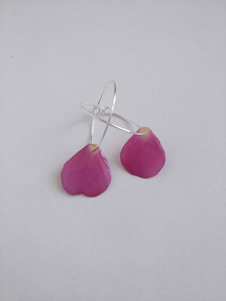Acquista 1 paio di orecchini pendenti con petali di nappe in stile bohémien, orecchini pendenti con fiori lunghi in acrilico, accessori per gioielli di moda in Italia a partire da 3.82 Acquista 1 paio di orecchini pendenti con petali di nappe in stile bohémien, orecchini pendenti con fiori lunghi in acrilico, accessori per gioielli di moda in Italia a partire da 3.82