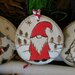 decorazione natalizia in legno "gnomi portafortuna"